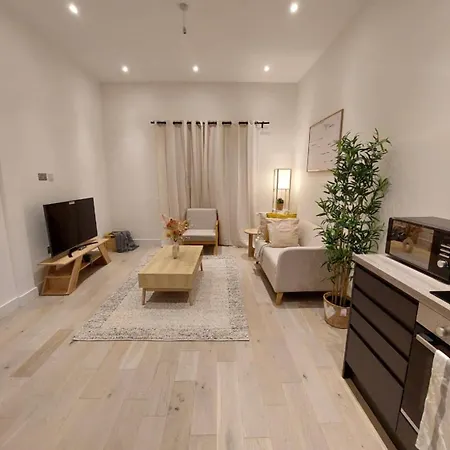 Modern 2Bed Sutton Apartment Sutton  Exterior photo