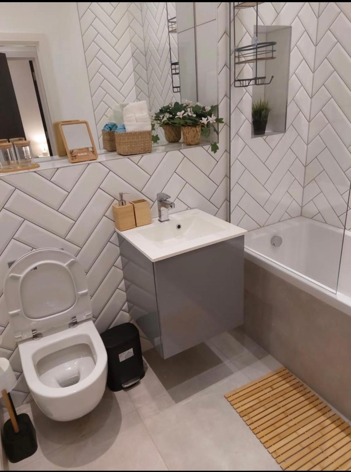 Modern 2bed Sutton Apartment Sutton (Greater London)