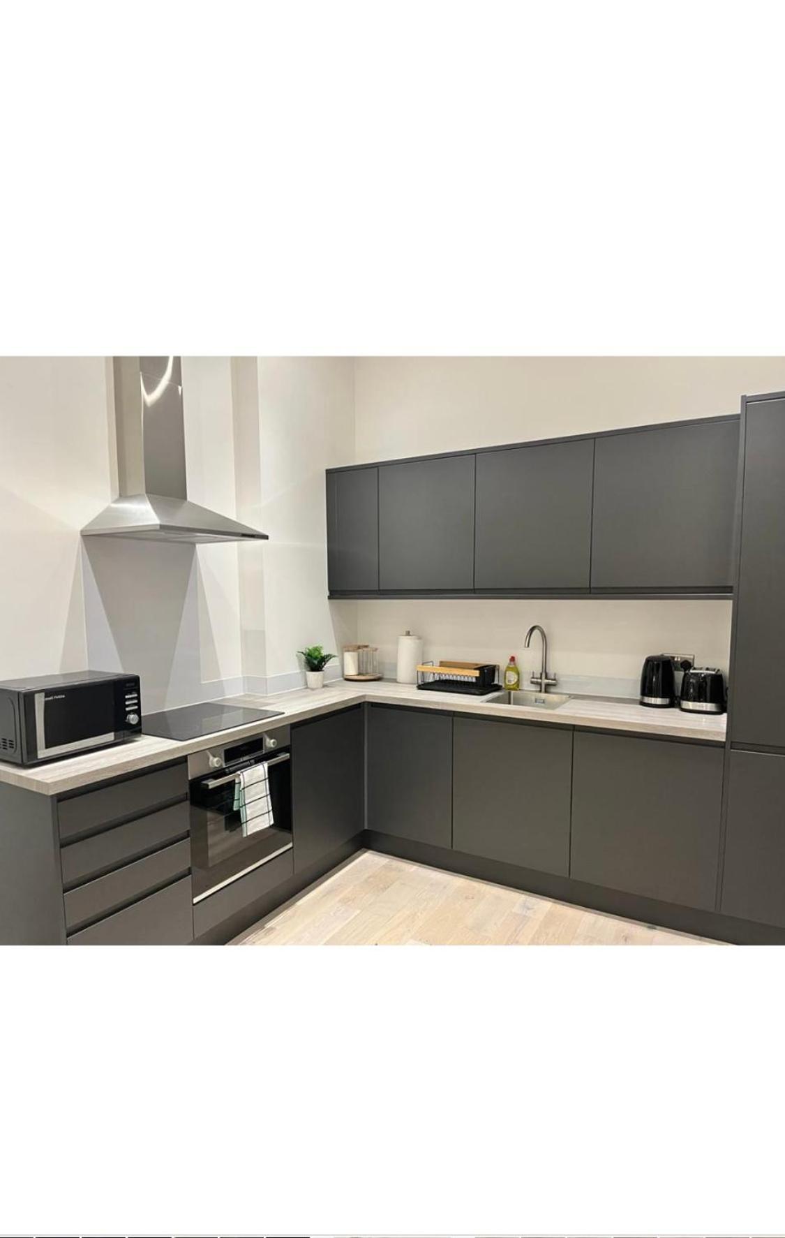 Modern 2bed Sutton Sutton (Greater London)